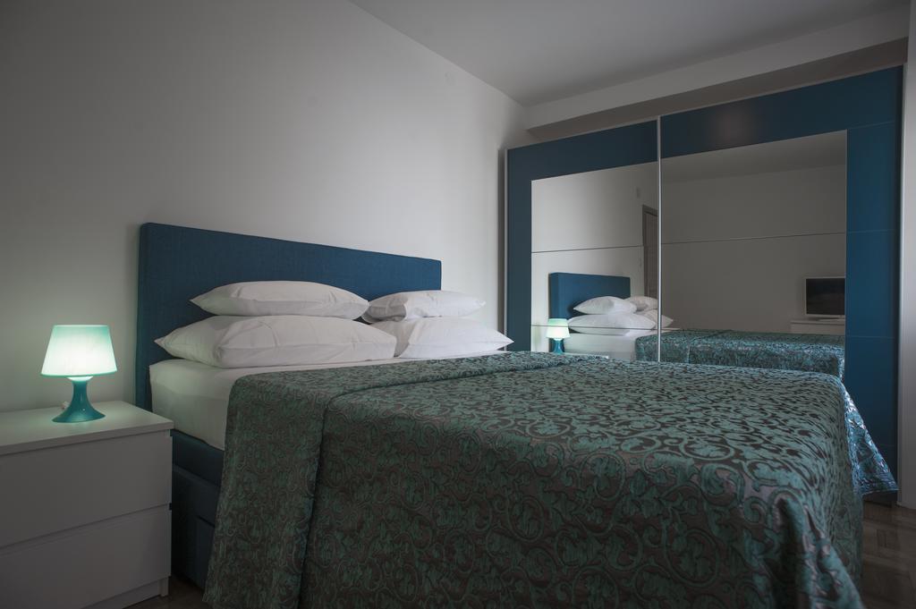 Guest House Przno Bay Sveti Stefan Luaran gambar