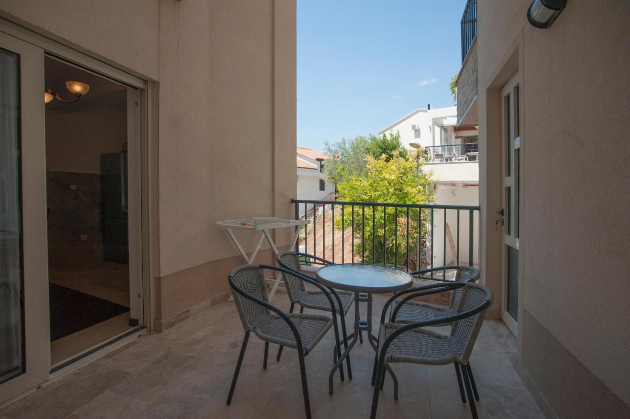 Guest House Przno Bay Sveti Stefan Luaran gambar
